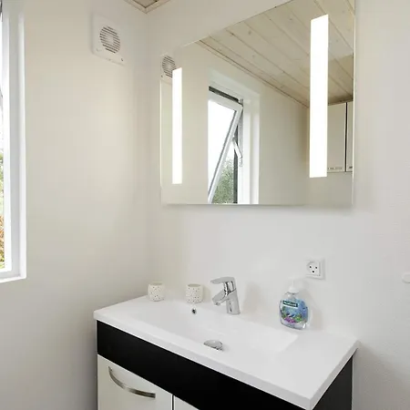 Luxury Pool Retreat In - By Traum Holiday home