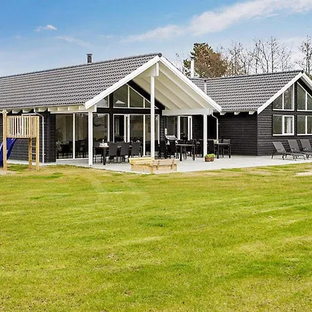 Luxury Pool Retreat in Blavand - By Traum Ferienwohnungen Ferienhaus Blåvand